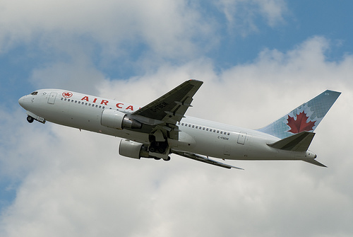 Airlines Toronto Oakville Canada